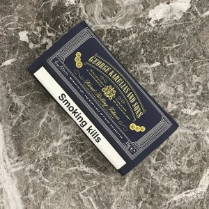 George Karelias Mavi Tütün